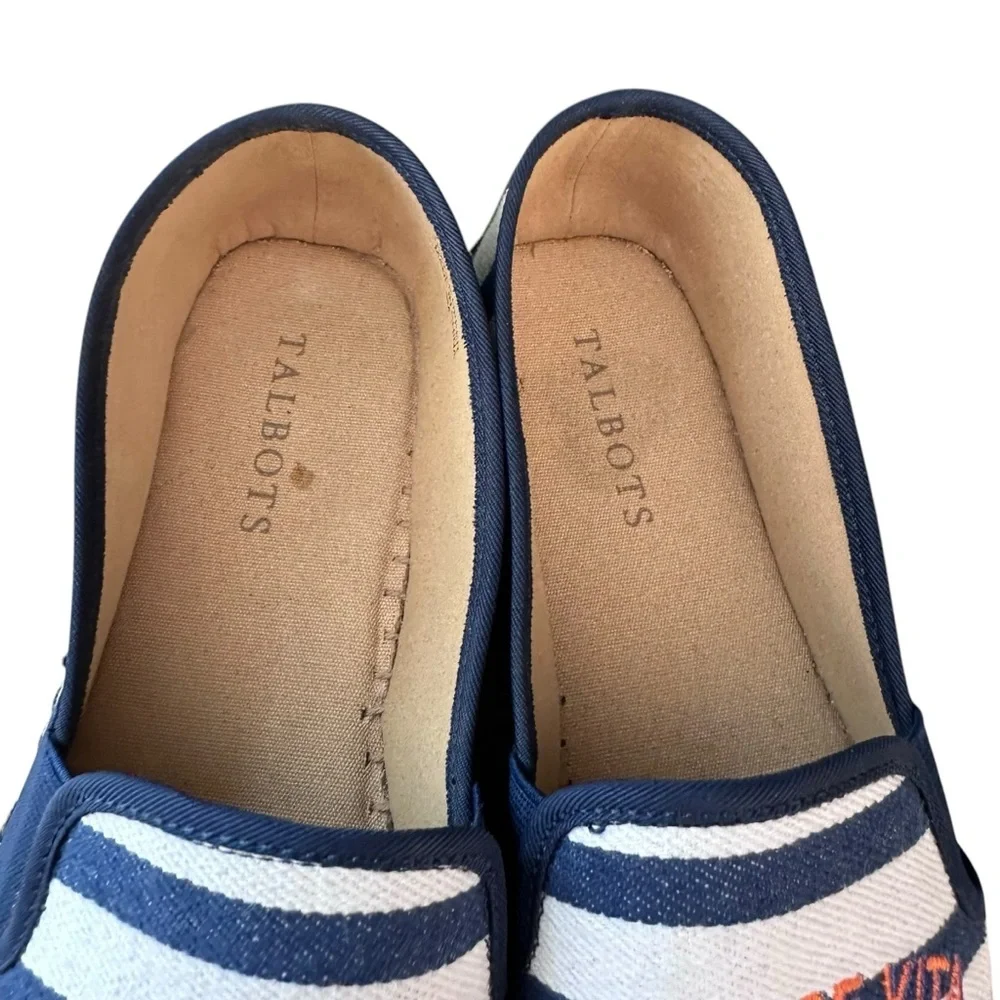 Talbots izzy embroidered